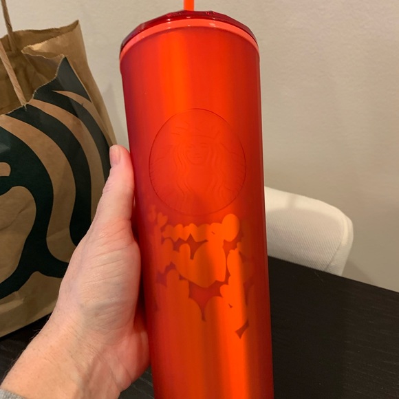 Starbucks Valentine’s Dome Cup - Picture 6 of 8